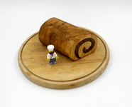 Roll cake bandsaw box by Taya